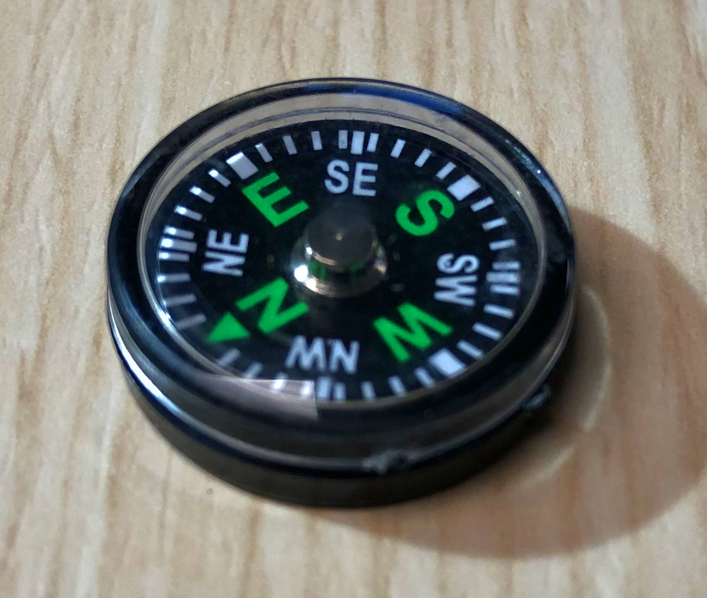 Survival Button Compass
